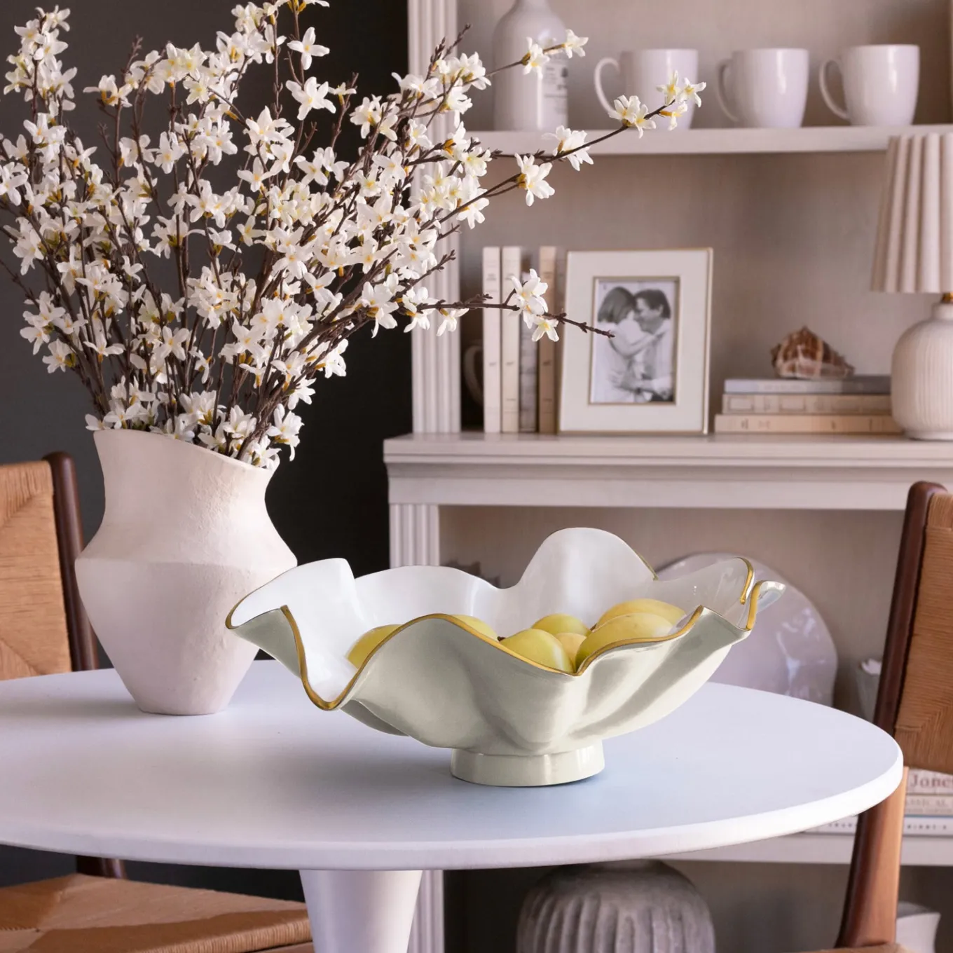 ENCANTO Aries Bowl (Cream and White)