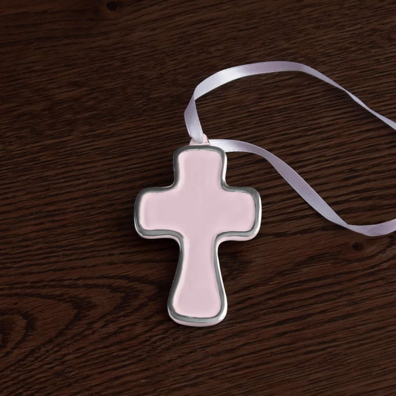 ENCANTO Athens Cross Ornament (Camellia)