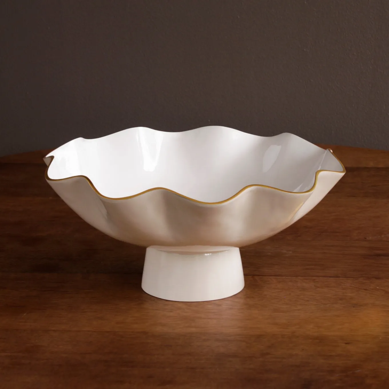 ENCANTO Carola Large Pedestal (Cream and White)