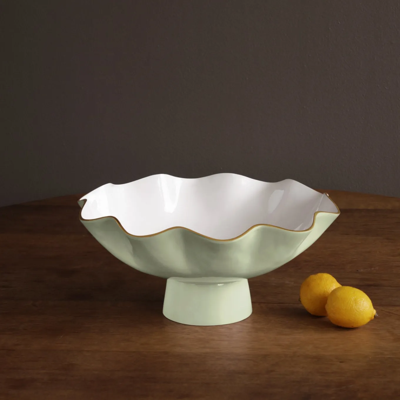 ENCANTO Carola Large Pedestal (Pistachio and White)