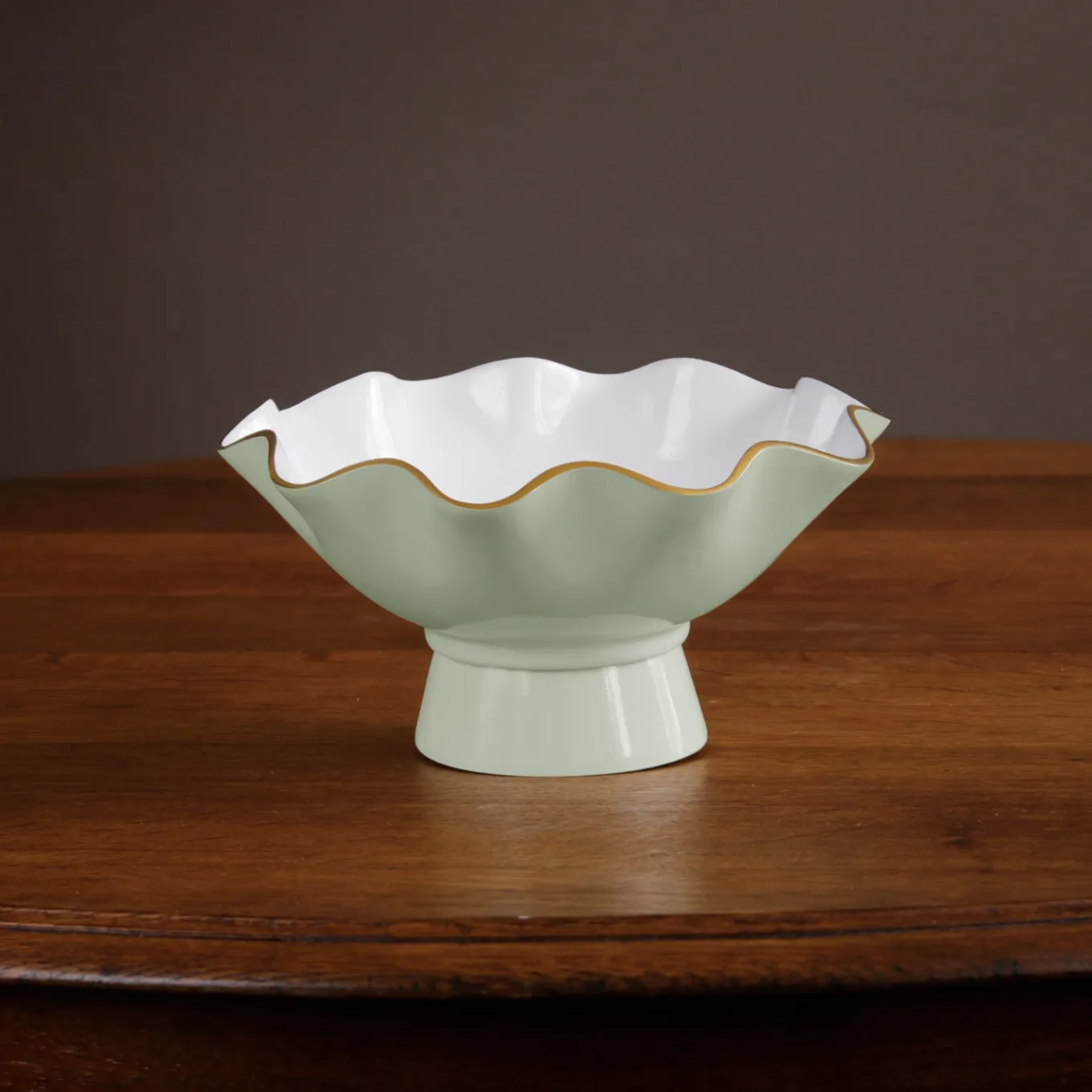 ENCANTO Carola Small Pedestal (Pistachio and White)