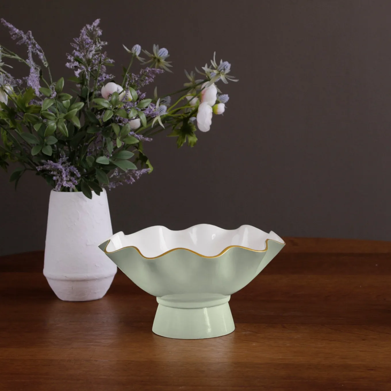 ENCANTO Carola Small Pedestal (Pistachio and White)