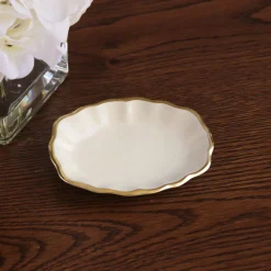 ENCANTO Ring Holder (Cream)