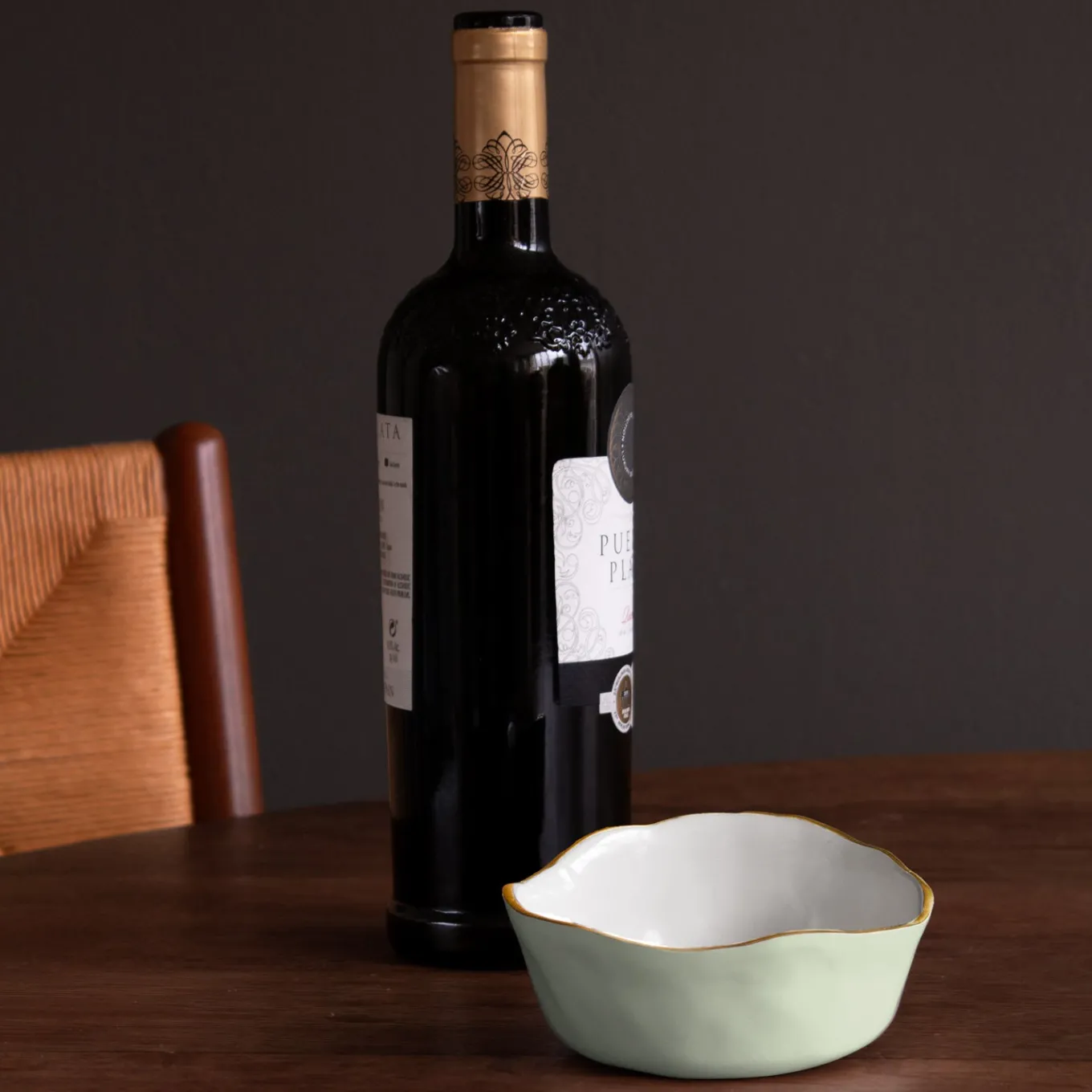 ENCANTO Soho Wine Coaster (Pistachio and White)