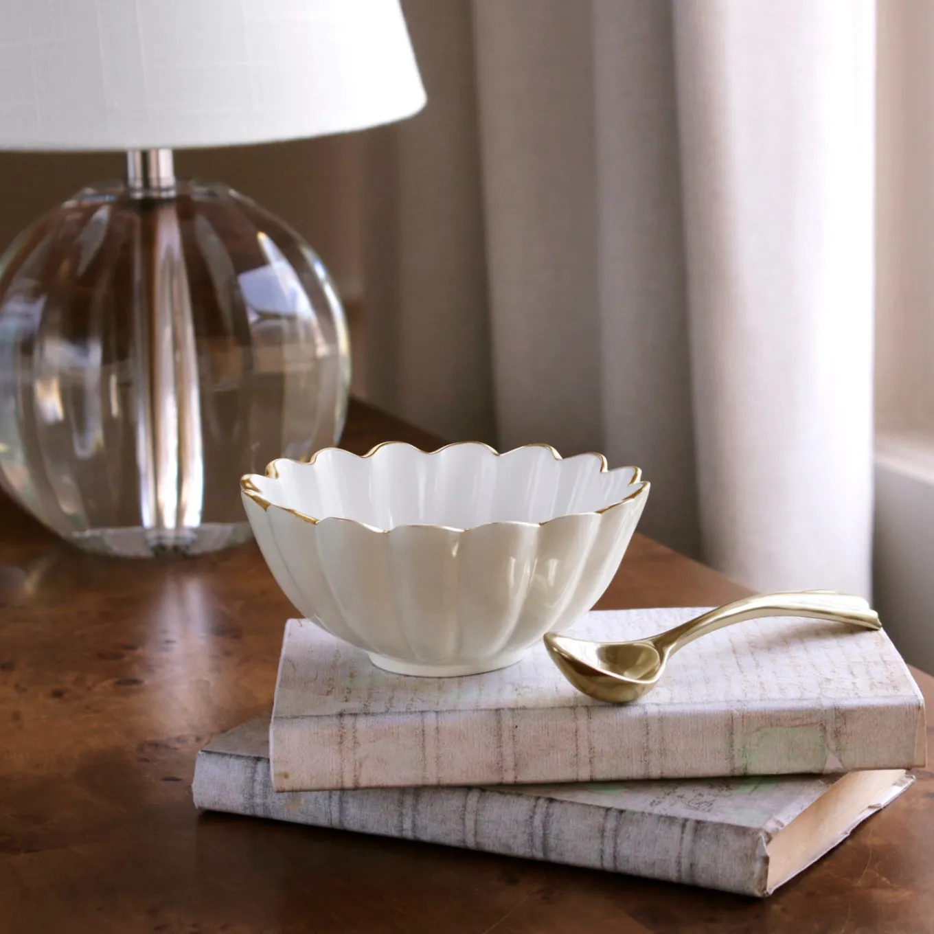 ENCANTO Vienna Mini Bowl with Spoon Cream and White