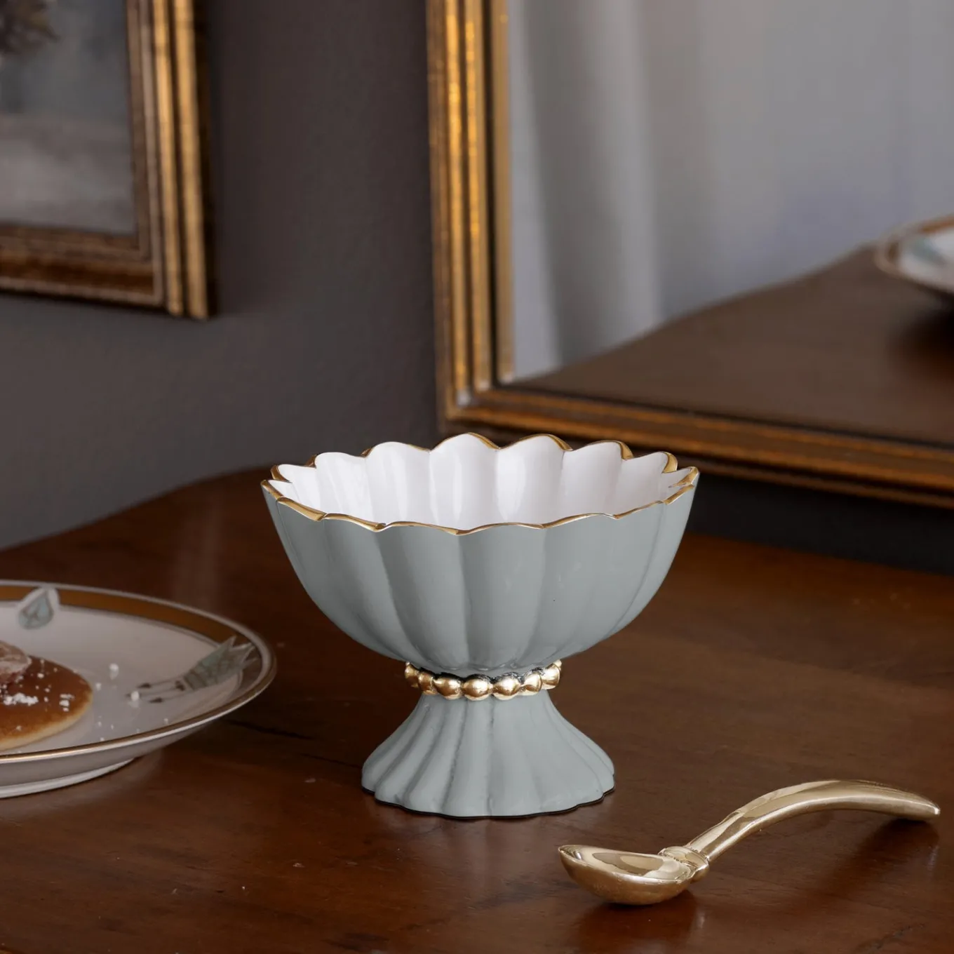 ENCANTO Vienna Mini Pedestal with Spoon (Slate and White)