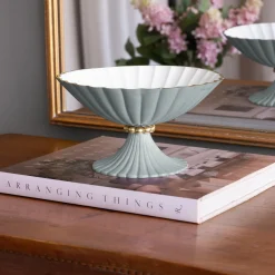 ENCANTO Vienna Small Pedestal (Slate and White)