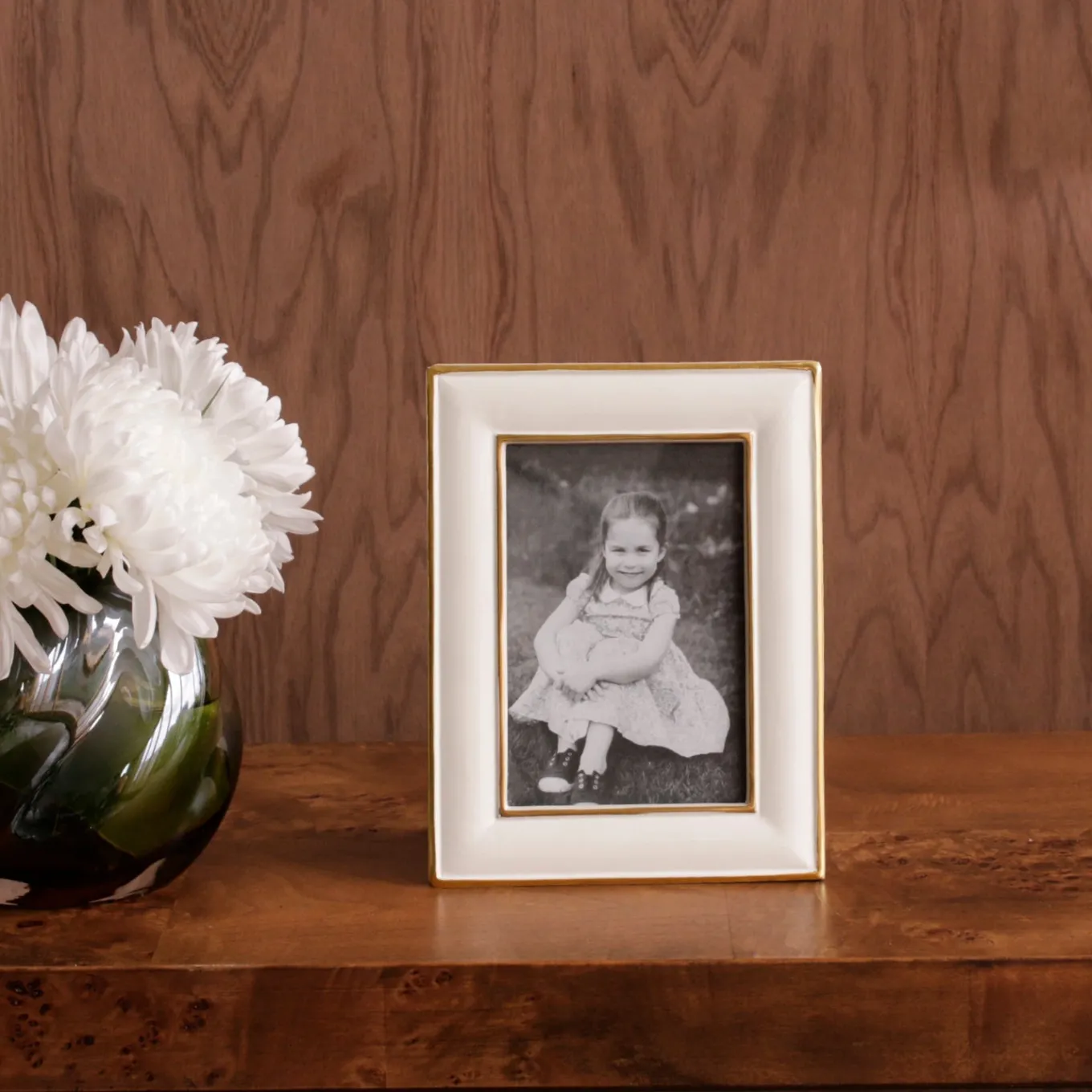 FRAME Encanto Charlotte 4 x 6 Cream