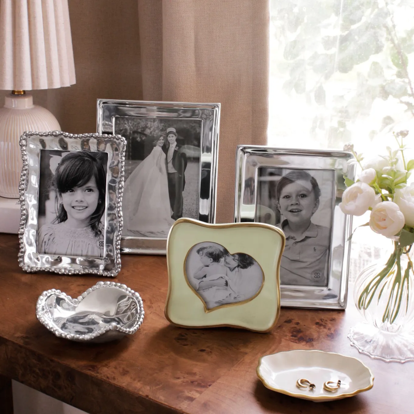 FRAME Encanto Curved Heart 5 x 5 (Pistachio)