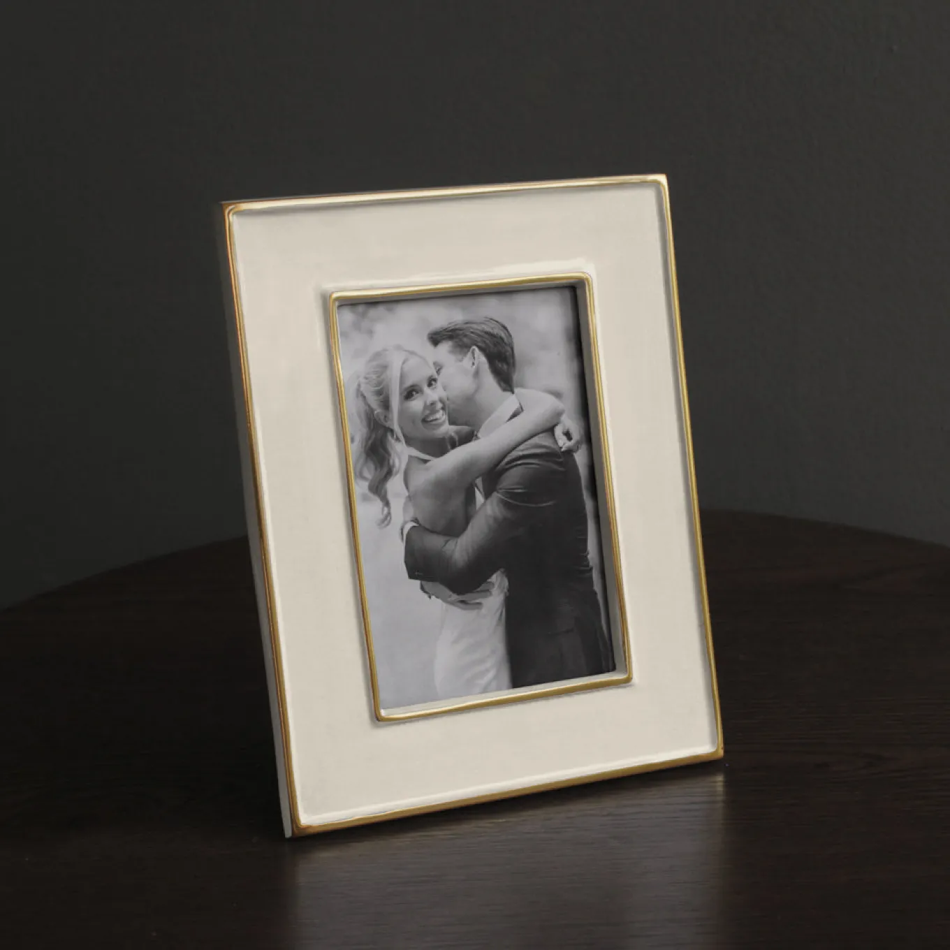 FRAME Encanto Jason 5 x 7 (Cream)