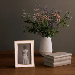 FRAME Encanto Jason 4 x 6 (Camellia)