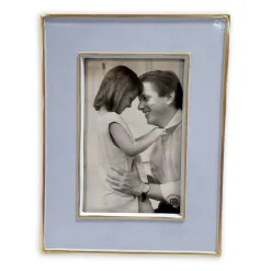 FRAME Encanto Jason 4 x 6 (Periwinkle)
