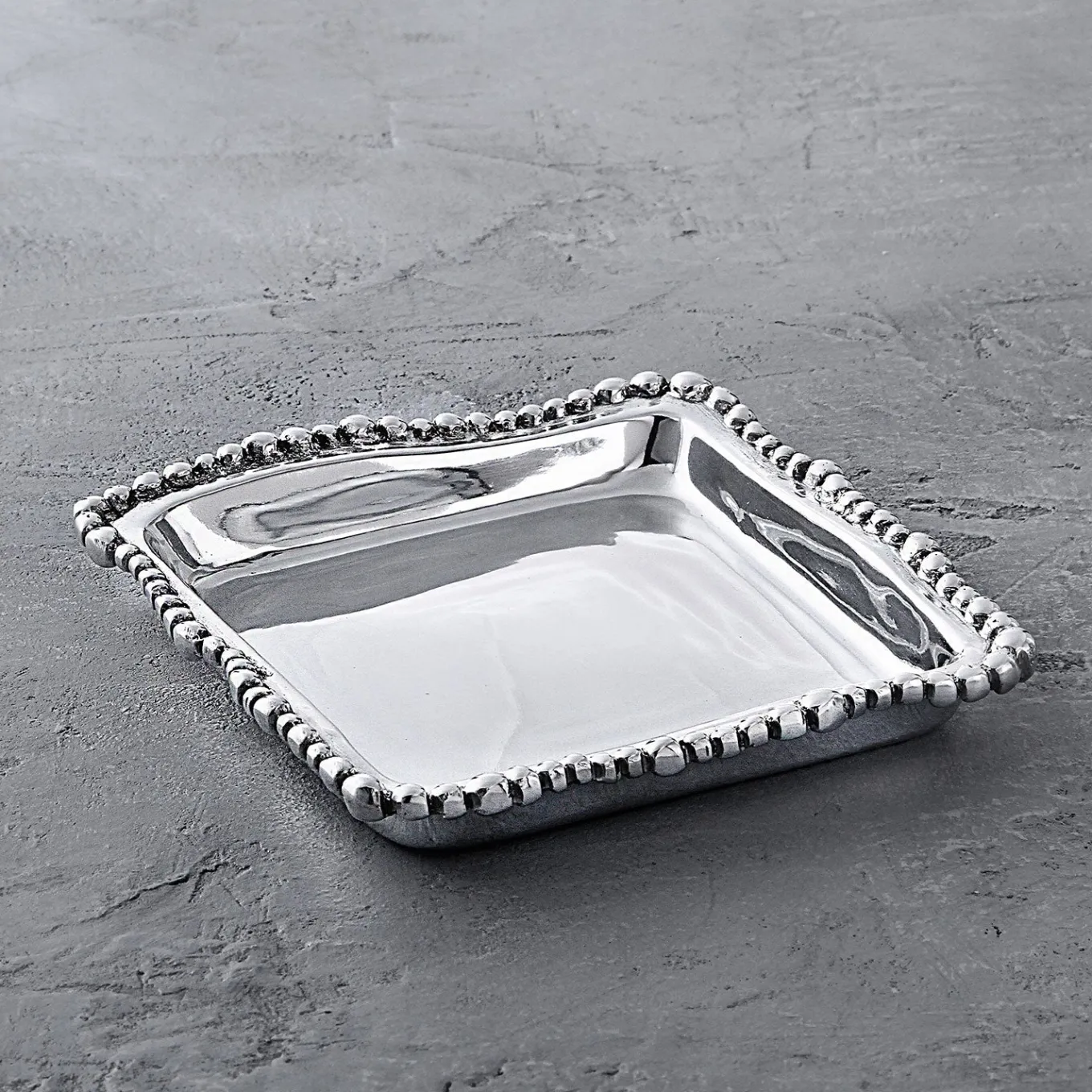 GIFTABLES Organic Pearl Napkin Box