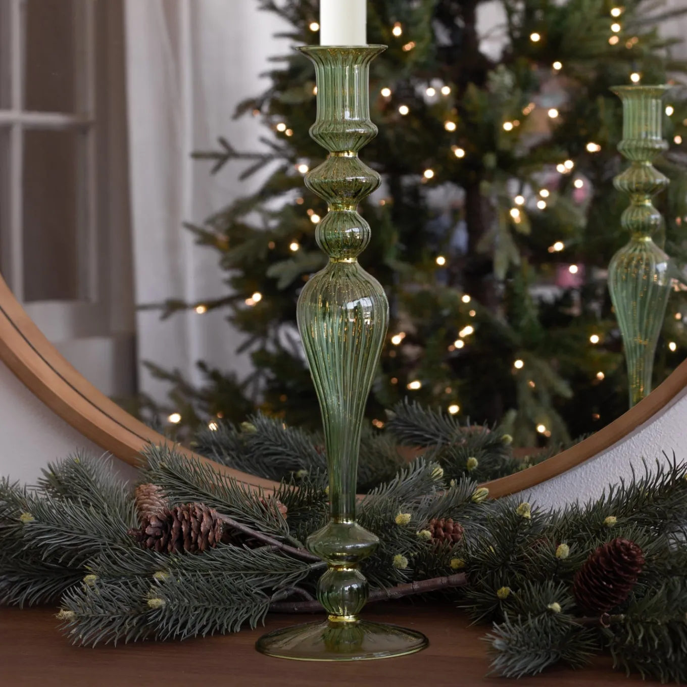 GLASS Cambridge Josephine 13.5" Candleholder set of 2 (Green and Gold)