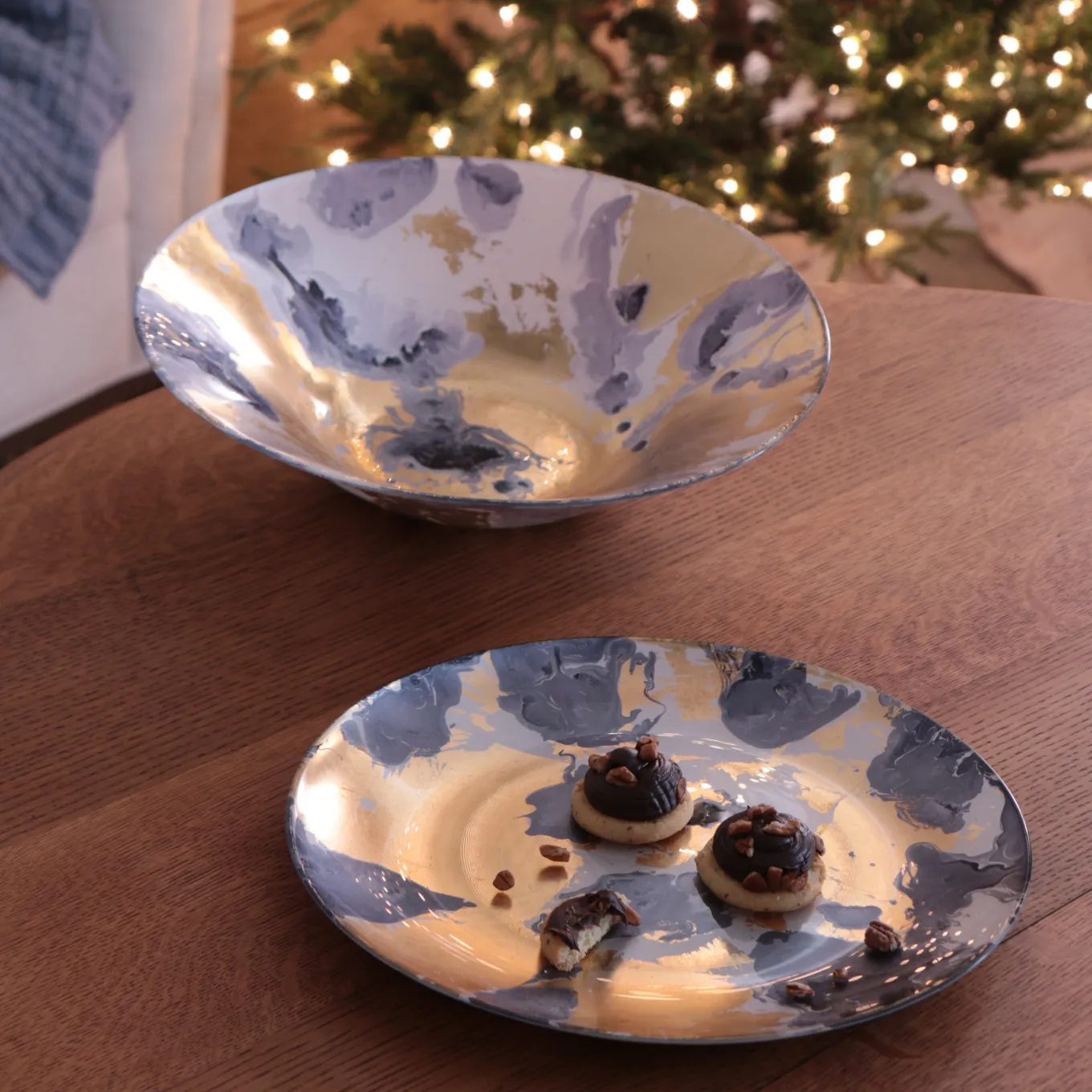 GLASS New Orleans Large Round Painted Platter (Blue & Gold)