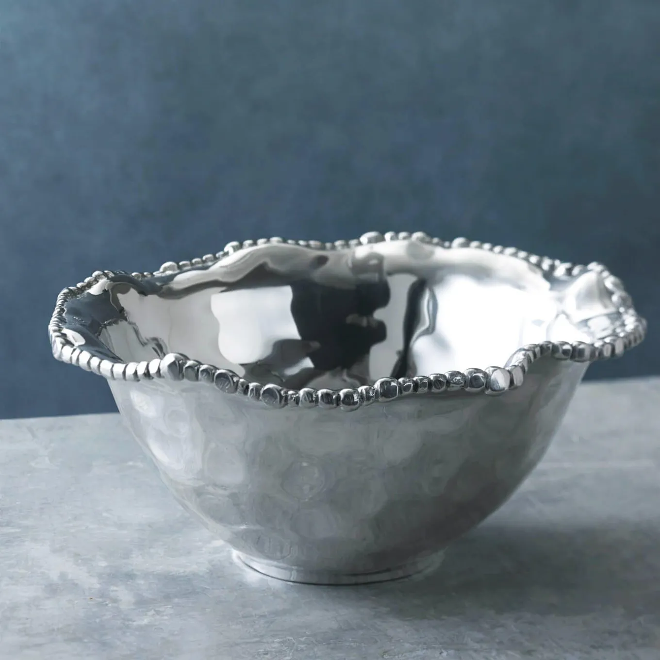 ORGANIC PEARL Nova Flirty Medium Bowl