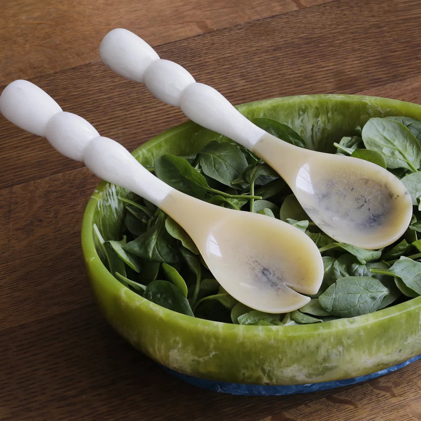 RESIN Rio Bubble Salad Servers (White)