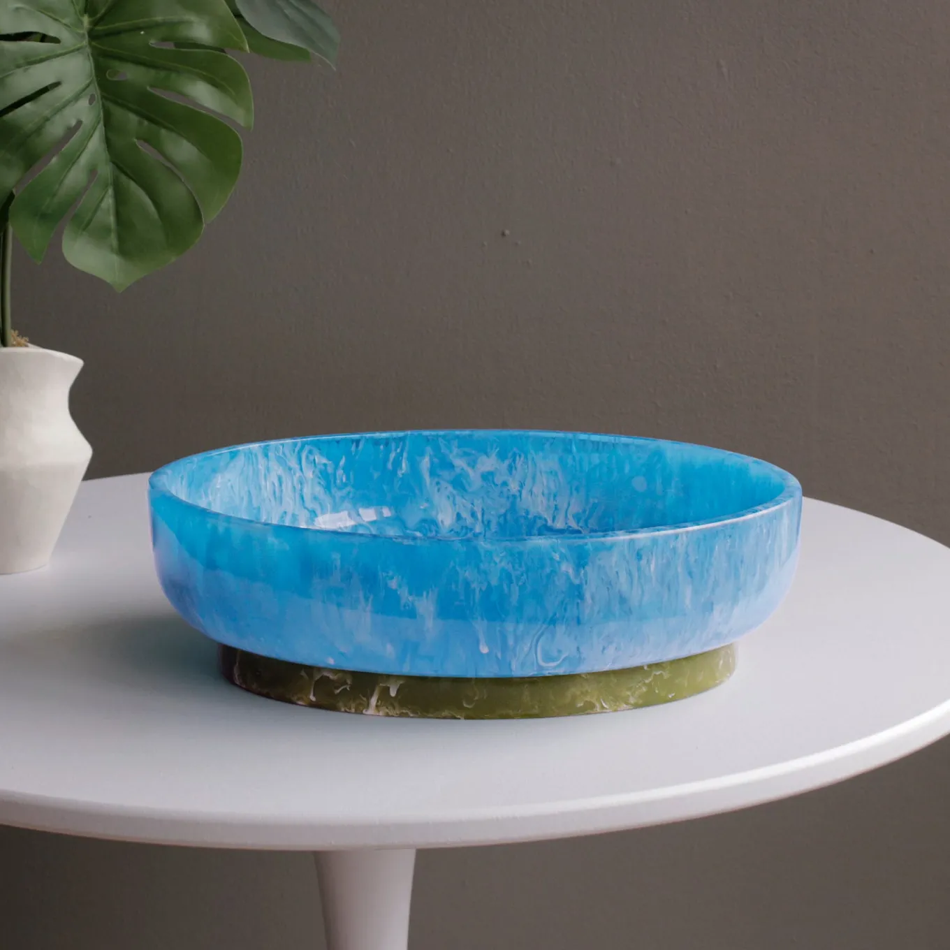 RESIN Rio Large Oval Bowl with Base (Blue and Green)