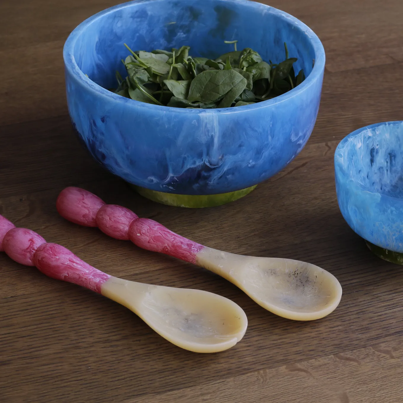 RESIN Rio Small Bowl with Base (Blue and Green)