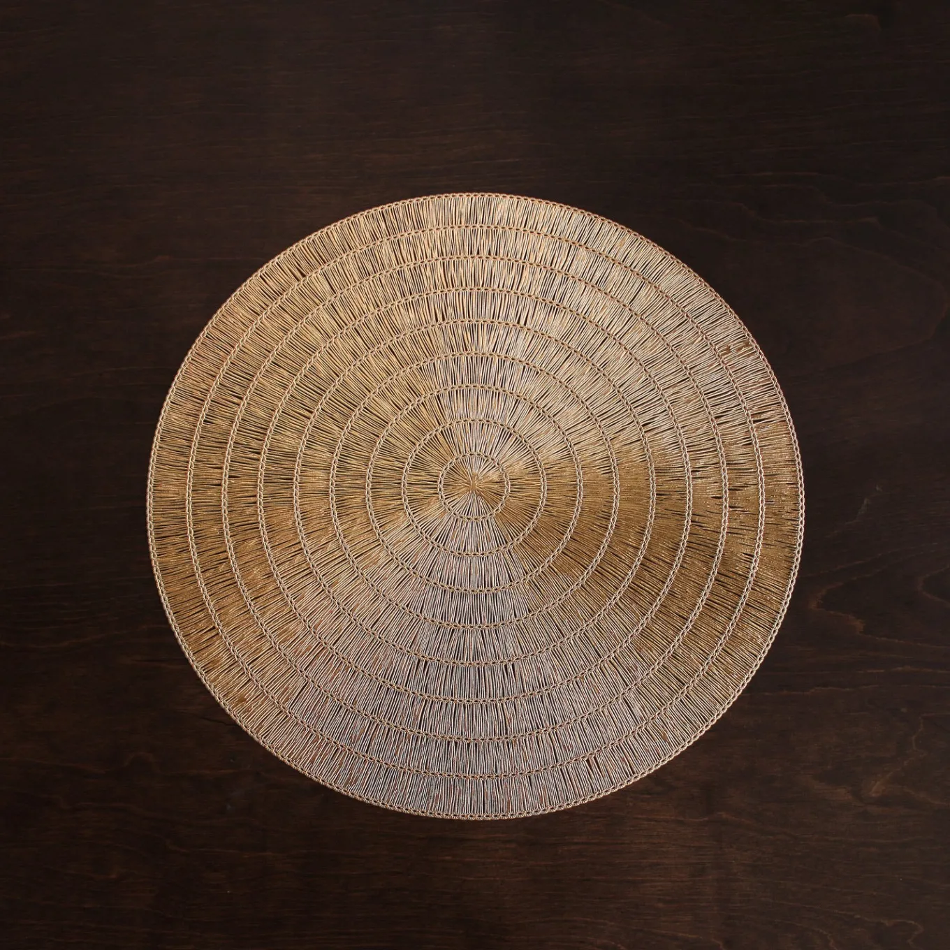 VIDA Basketweave 15" Round Placemats Set of 4 (Gold)