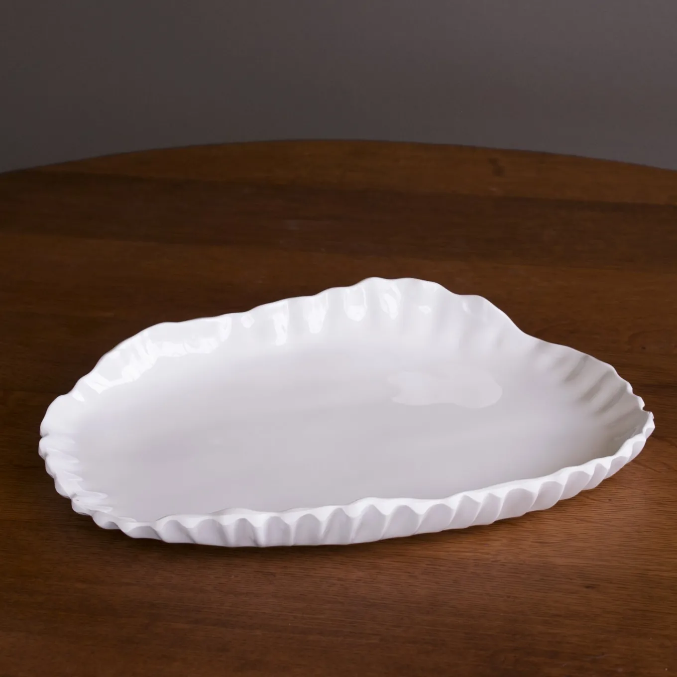 VIDA Bloom Pinched Large Oval Platter (White)