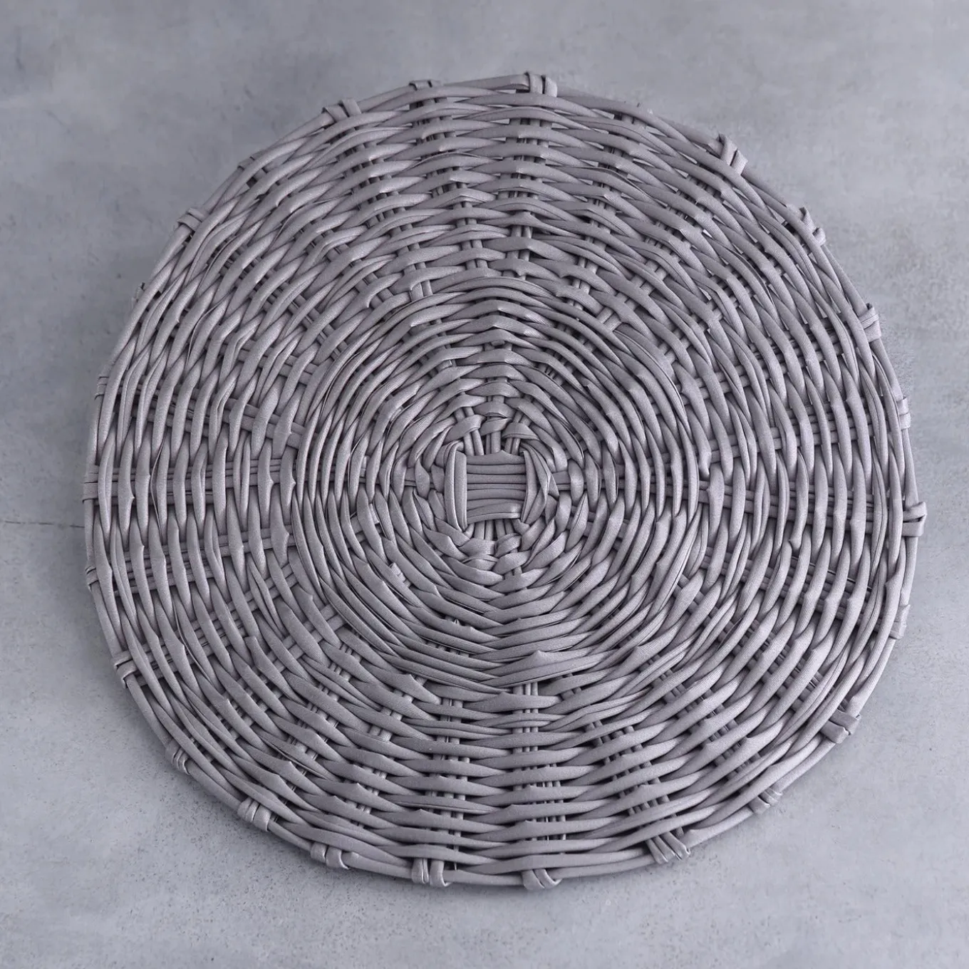 VIDA Faux Wicker Placemats Set of 4 (Grey)