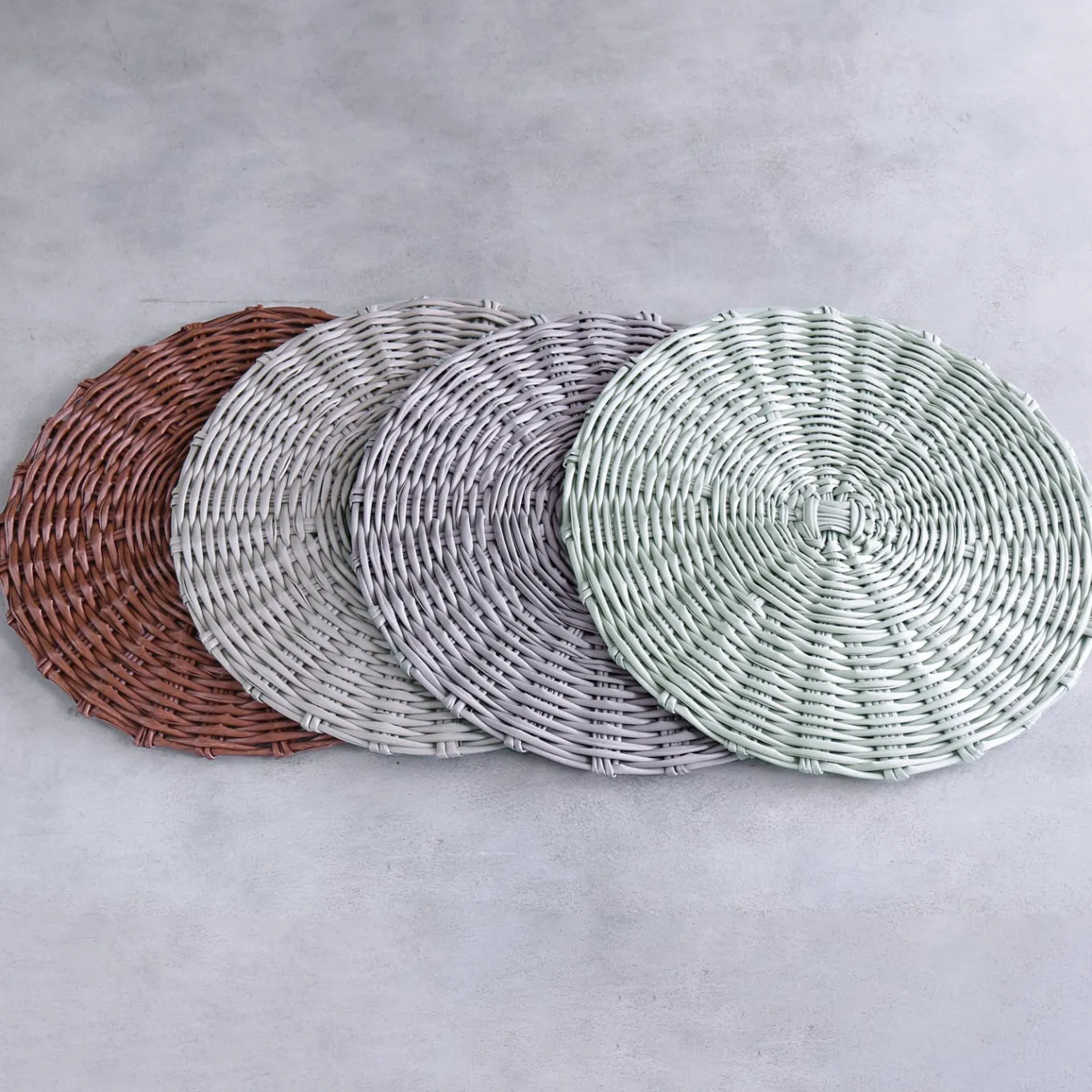 VIDA Faux Wicker Placemats Set of 4 (Grey)
