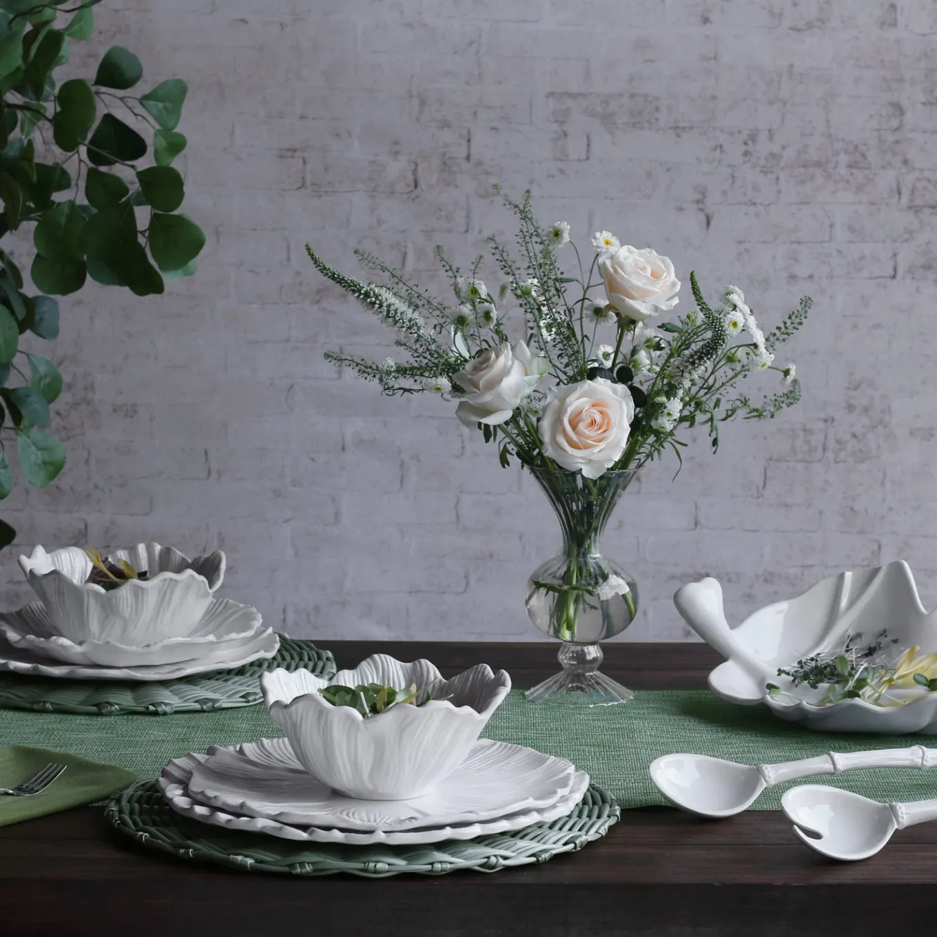 VIDA Lettuce 9" Salad Plate Set of 4 (White)