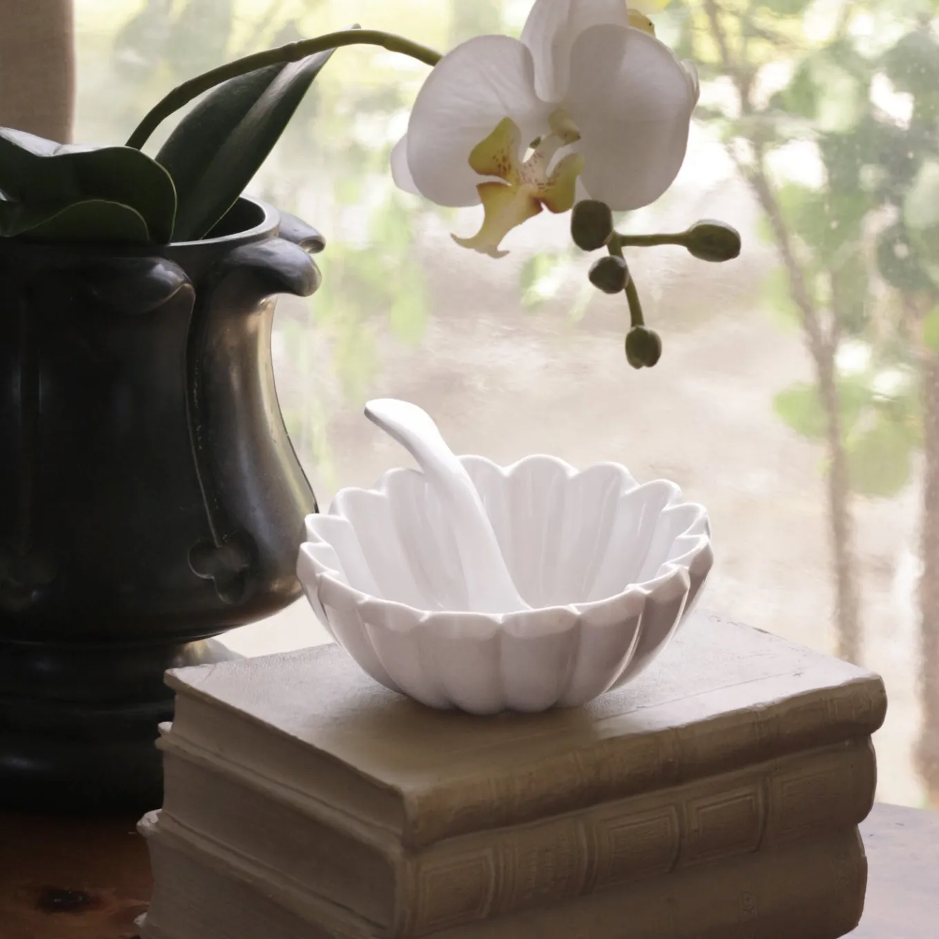 VIDA Vienna Mini Bowl with Spoon White