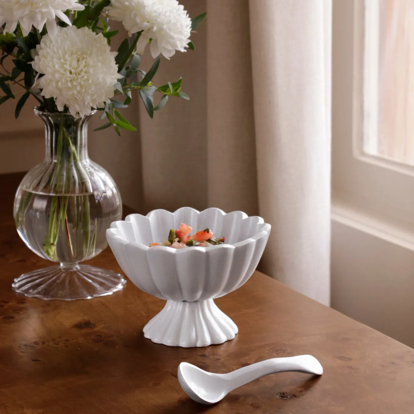 VIDA Vienna Mini Pedestal with Spoon White